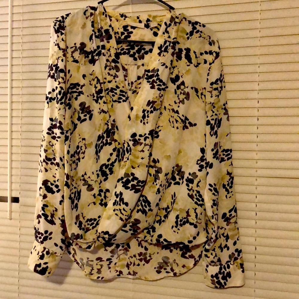 Neutral print blouse